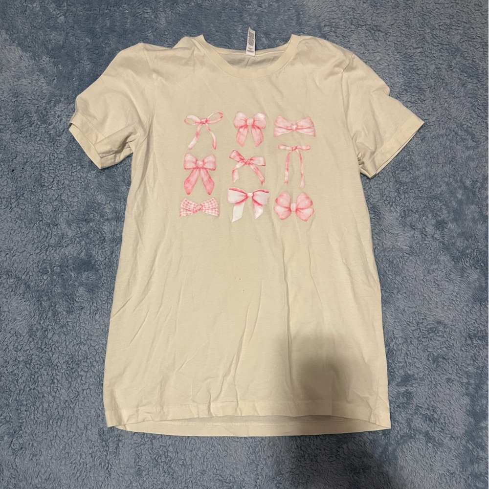 Source Unknown Cream Tee with Pink Bow Accents